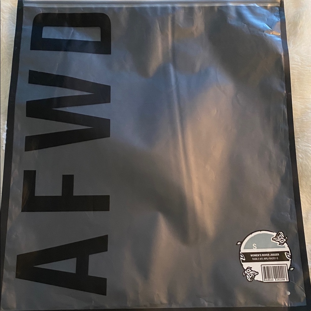 Alpha Forward Small Grey Rover Jogger Pants - Picture 5 of 5